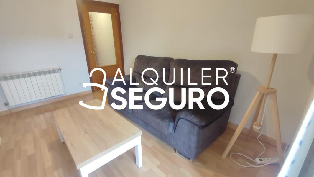 Inmueble en Plaza de Corcubión, MADRID