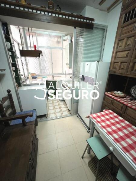 Inmueble en Calle Manojo de Rosas, MADRID