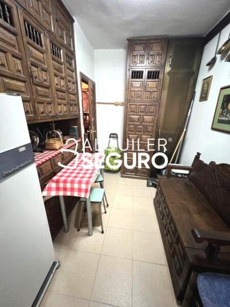 Inmueble en Calle Manojo de Rosas, MADRID