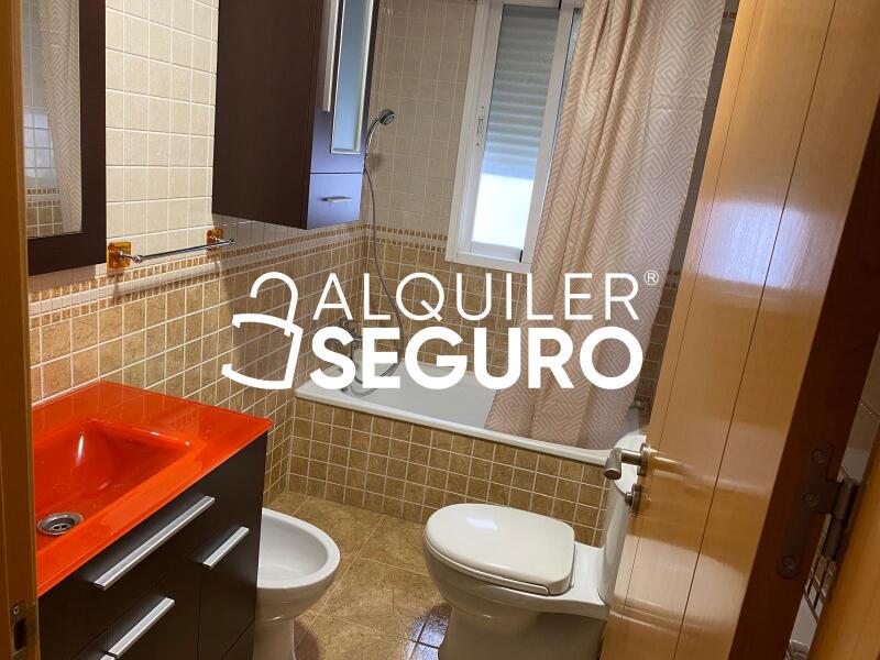 Piso en Calle ATICO A, C. Alcaparra, ATARFE GRANADA