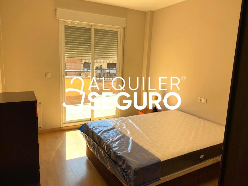 Piso en Calle ATICO A, C. Alcaparra, ATARFE GRANADA