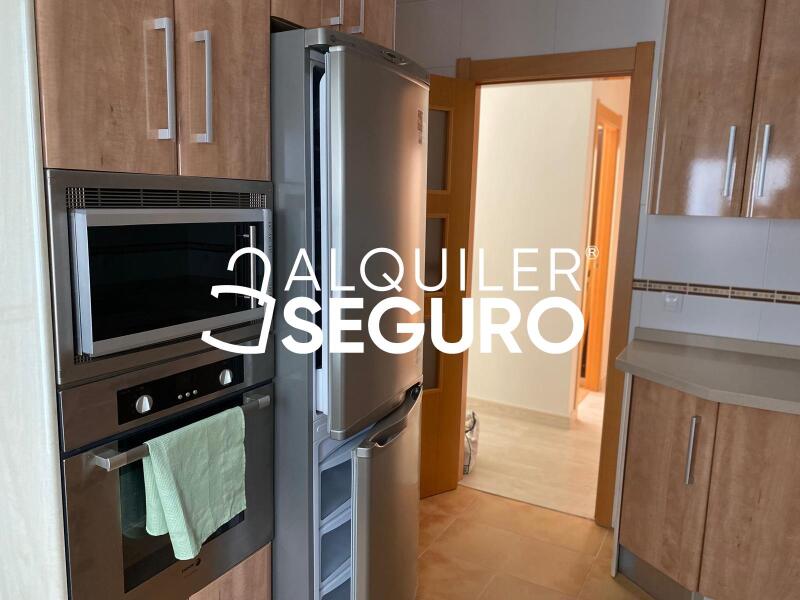 Piso en Calle ATICO A, C. Alcaparra, ATARFE GRANADA