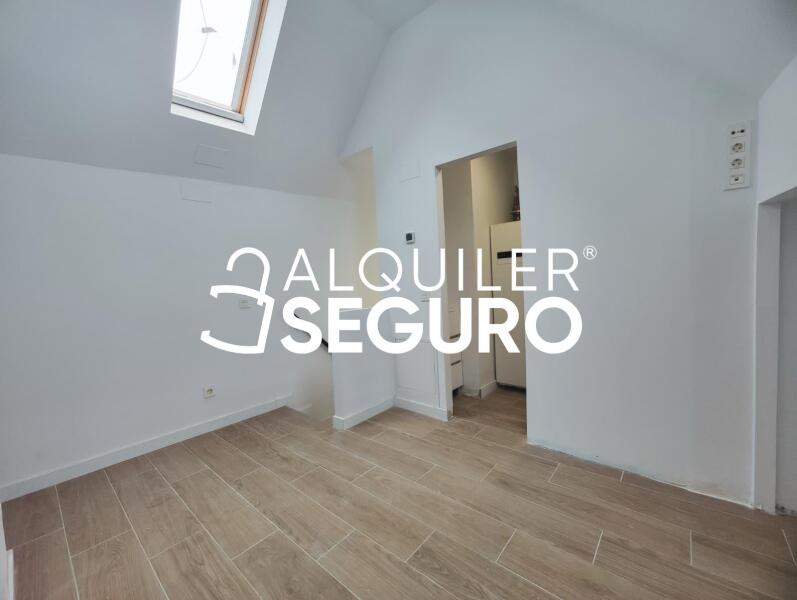 Inmueble en Calle Benjamín, MADRID