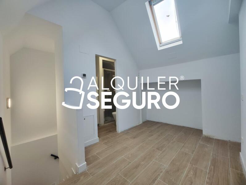 Inmueble en Calle Benjamín, MADRID