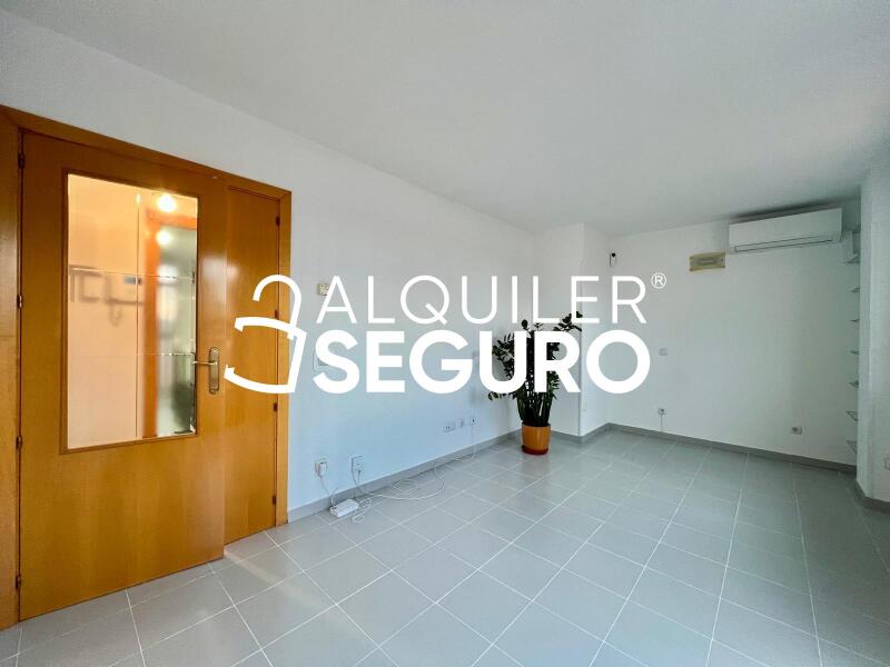 Piso en Calle del Ailanto , MADRID MADRID