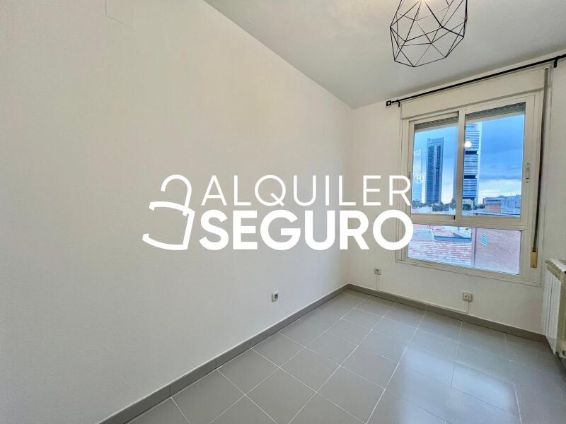 Piso en Calle del Ailanto , MADRID MADRID