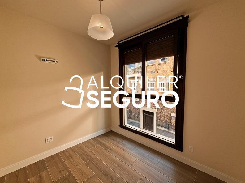 Inmueble en Calle Sierra  de Arla, MADRID