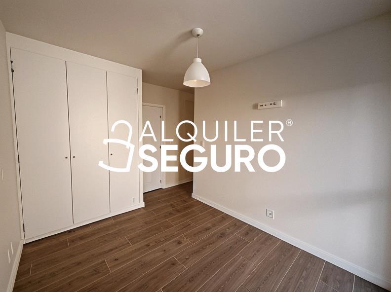 Inmueble en Calle Sierra  de Arla, MADRID