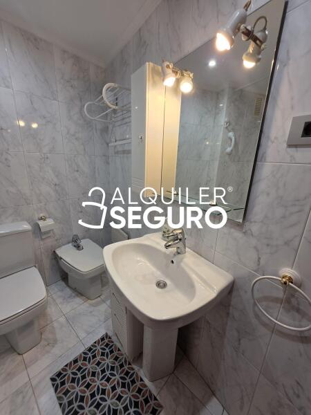 Piso en Calle Ibarrekolanda , BILBAO VIZCAYA-BIZKAIA