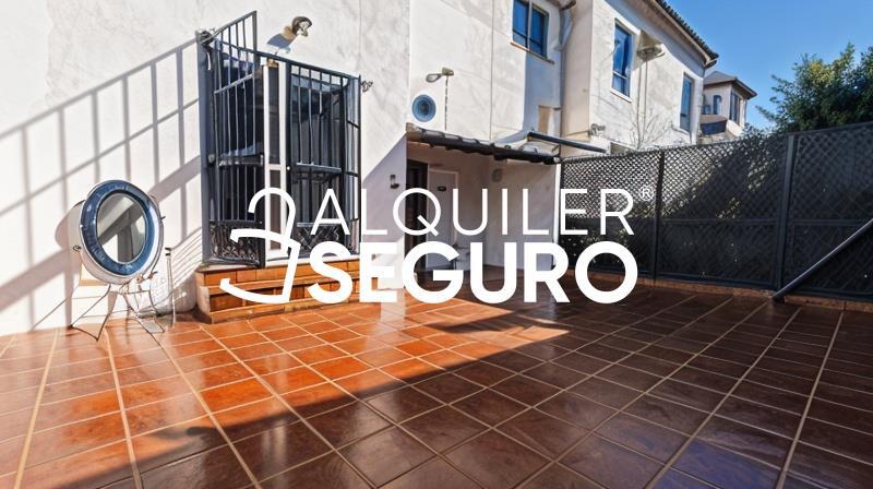 Piso en Calle Doña María Coronel, TOMARES SEVILLA