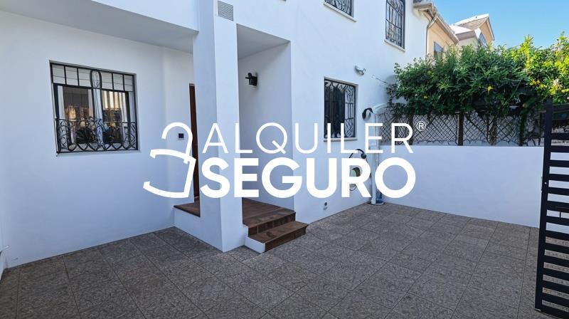 Piso en Calle Doña María Coronel, TOMARES SEVILLA