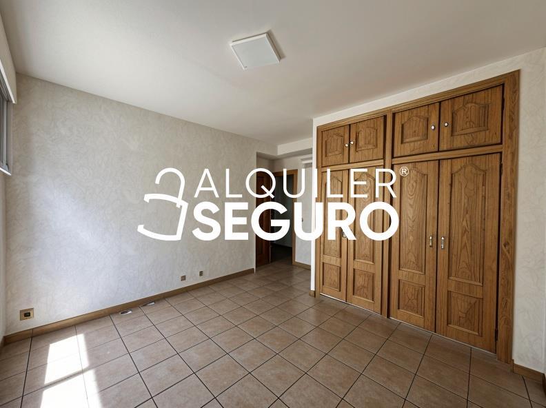 Piso en Avenida Prado del Rey, POZUELO DE ALARCÓN MADRID