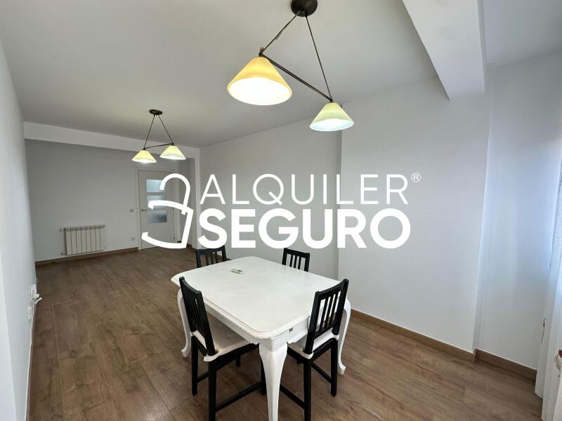 Piso en Calle Esteban Collantes, MADRID MADRID