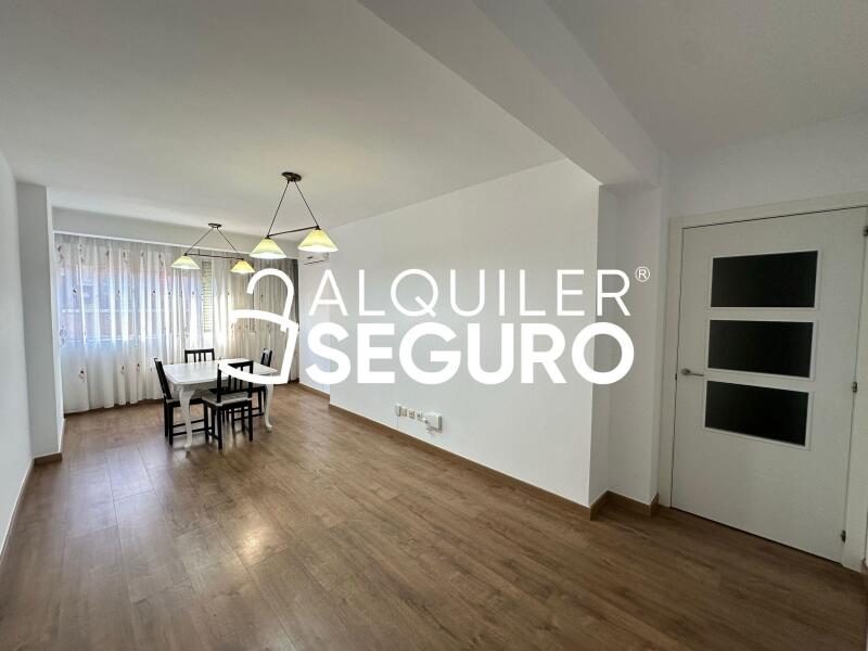 Piso en Calle Esteban Collantes, MADRID MADRID