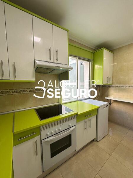 Piso en Calle Esteban Collantes, MADRID MADRID