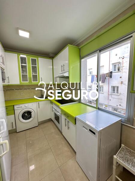 Piso en Calle Esteban Collantes, MADRID MADRID