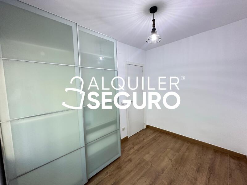 Piso en Calle Esteban Collantes, MADRID MADRID