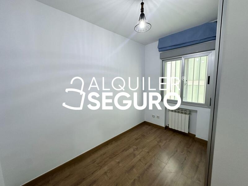 Piso en Calle Esteban Collantes, MADRID MADRID