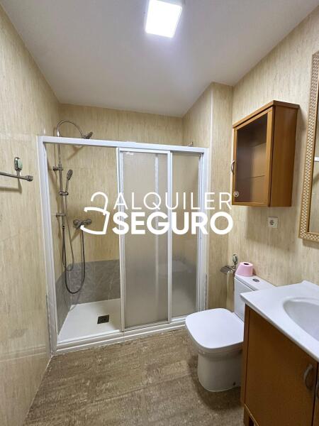 Piso en Calle Esteban Collantes, MADRID MADRID