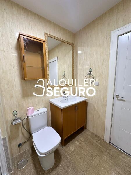 Piso en Calle Esteban Collantes, MADRID MADRID