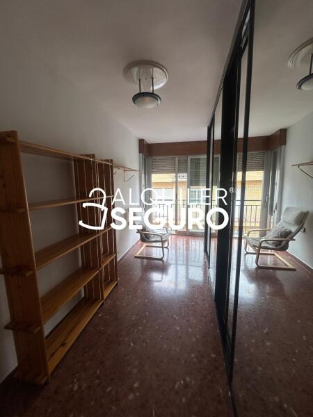 Inmueble en Calle Encrucijada, GRANADA