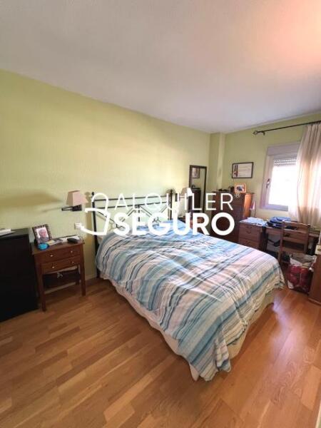 Inmueble en Avenida San Fermín, MADRID