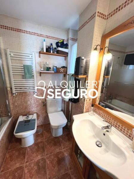 Inmueble en Avenida San Fermín, MADRID