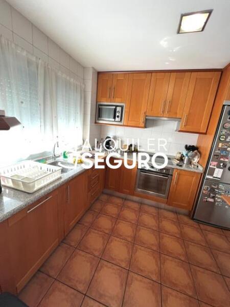 Inmueble en Avenida San Fermín, MADRID