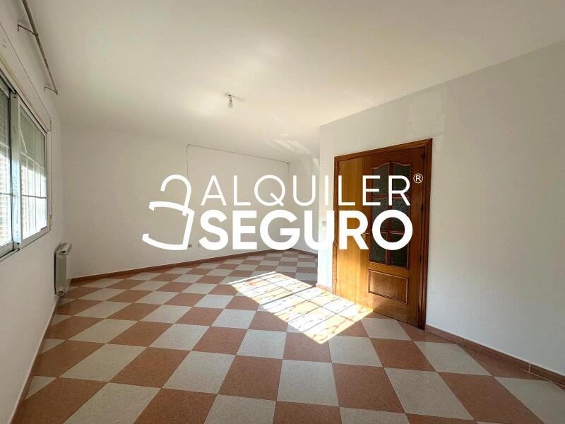 Piso en Calle Alfonso XI, NAVAS DEL REY MADRID