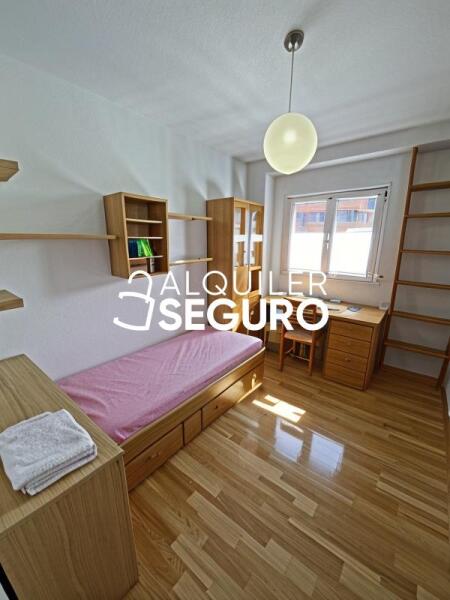 Inmueble en Calle Hermanos Fernández Galiano, GUADALAJARA