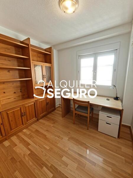 Inmueble en Calle Hermanos Fernández Galiano, GUADALAJARA