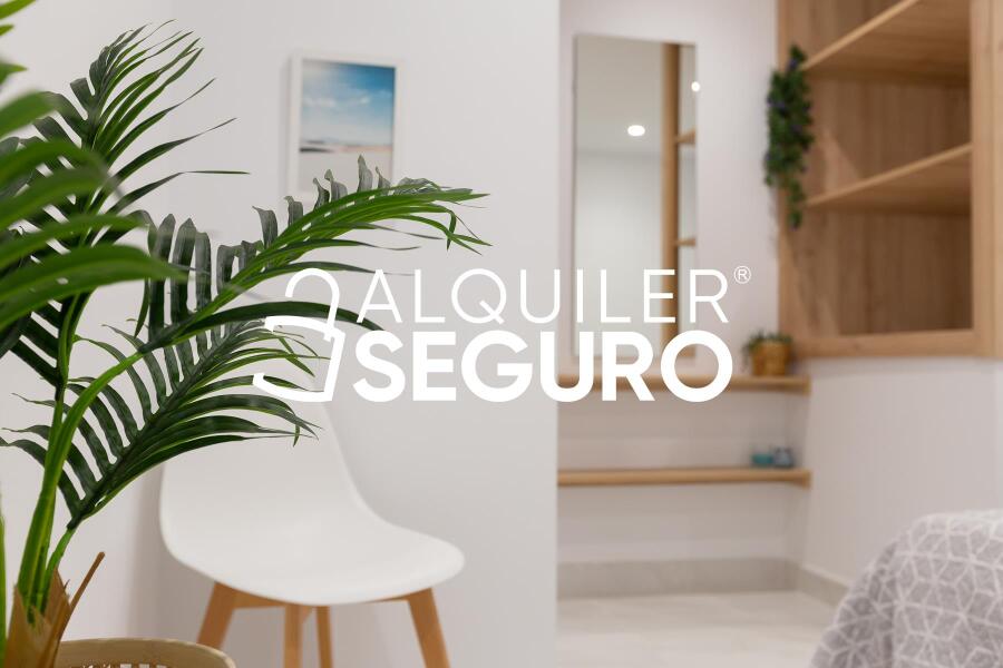 Piso en Calle BV Principe Alfonso Hohenloh, MARBELLA MÁLAGA