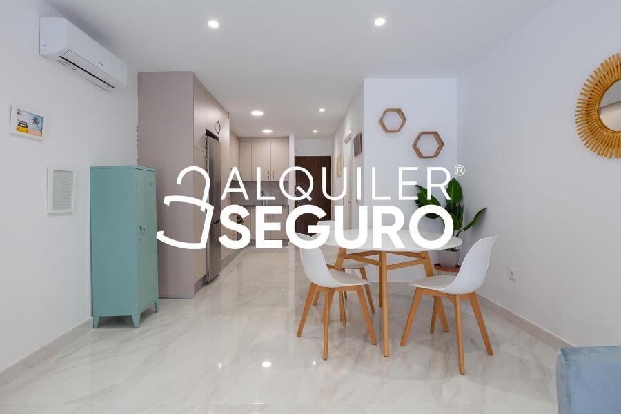 Piso en Calle BV Principe Alfonso Hohenloh, MARBELLA MÁLAGA