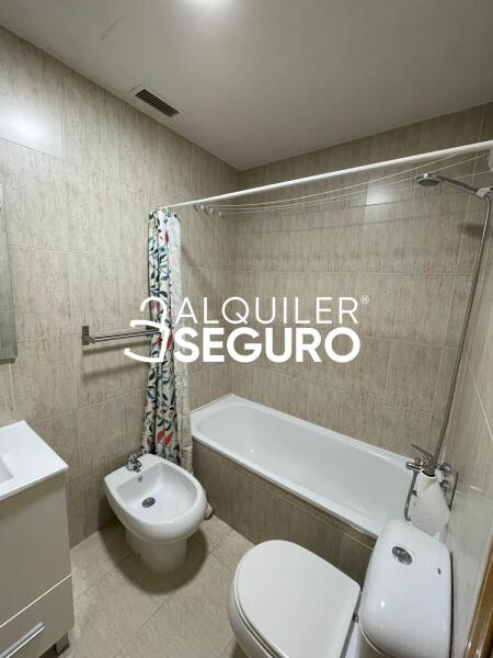 Inmueble en Calle Eugenia de Montijo , MADRID