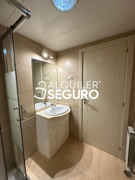 Inmueble en Calle Yecora, MADRID