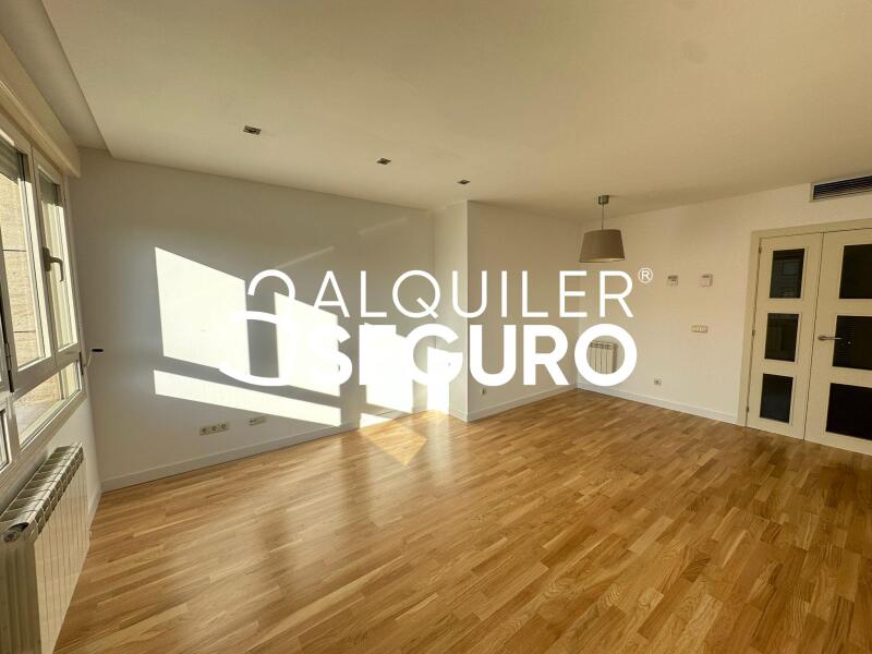 Inmueble en Calle Yecora, MADRID