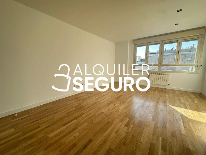 Inmueble en Calle Yecora, MADRID