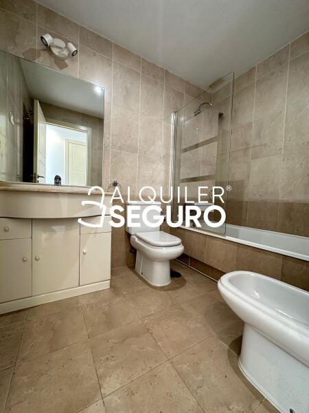 Inmueble en Calle Yecora, MADRID