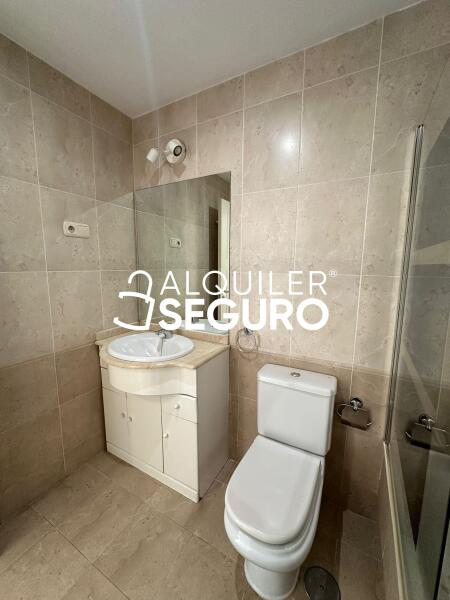 Inmueble en Calle Yecora, MADRID