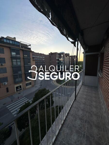 Piso en Calle Los Gallegos, MADRID MADRID