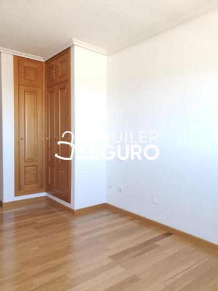 Piso en Calle Francisco Herrera , SESEÑA TOLEDO