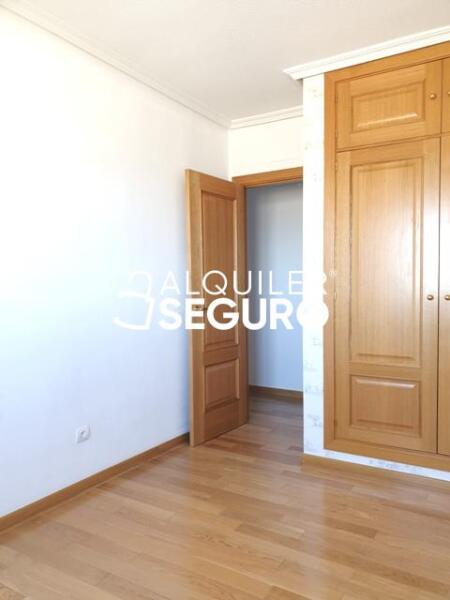 Piso en Calle Francisco Herrera , SESEÑA TOLEDO