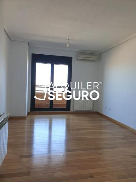 Piso en Calle Francisco Herrera , SESEÑA TOLEDO