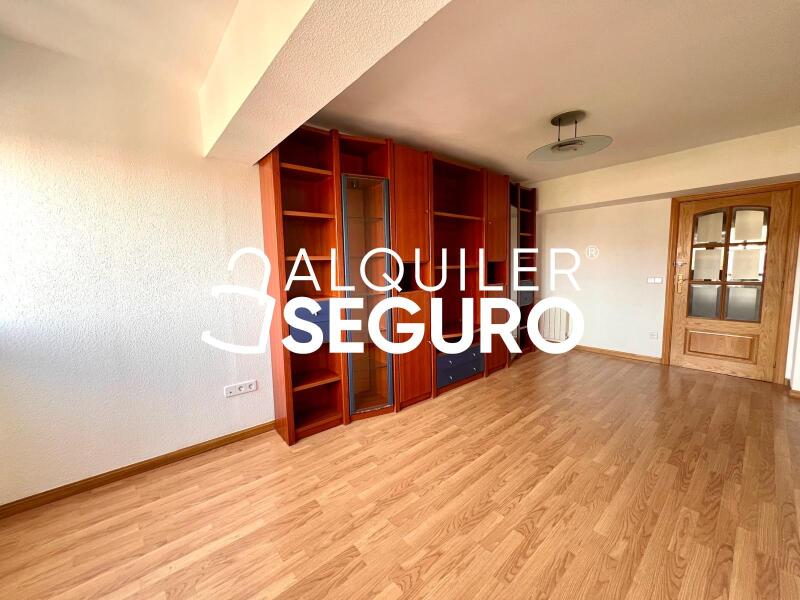 Inmueble en Plaza de Verín , MADRID