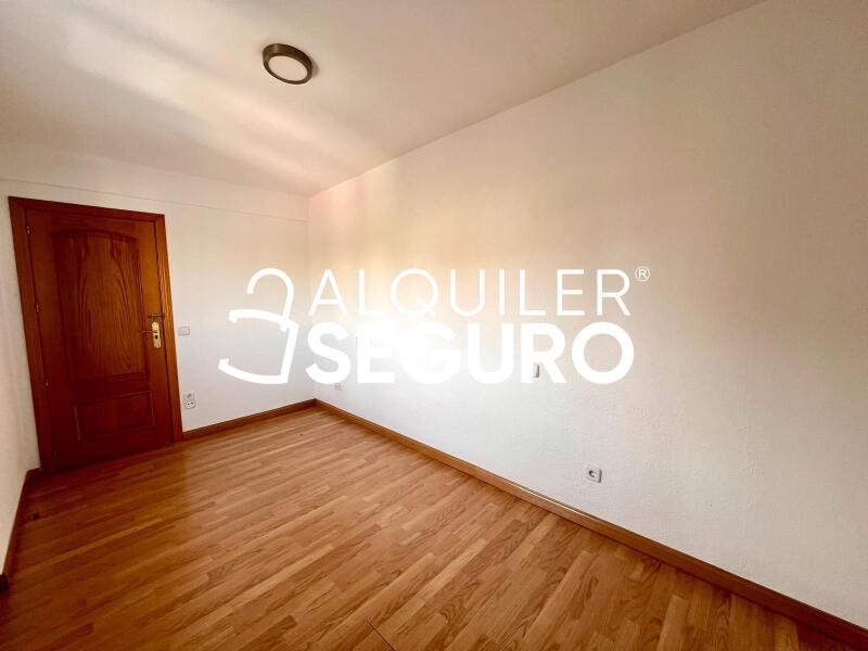 Inmueble en Plaza de Verín , MADRID