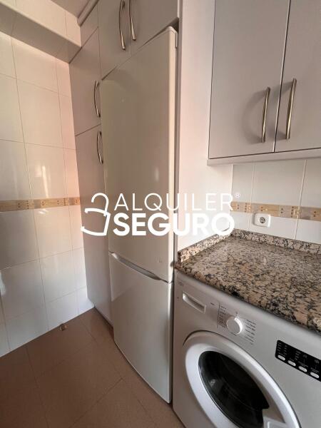 Inmueble en Plaza de Verín , MADRID