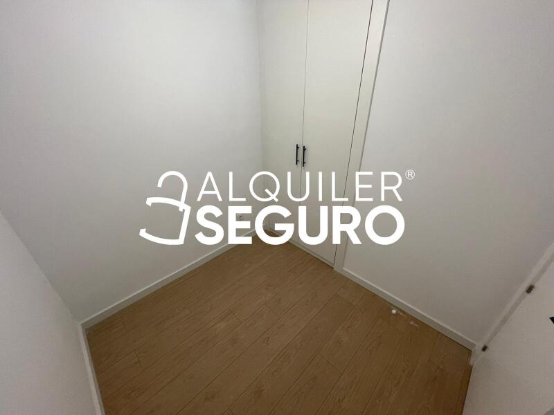 Inmueble en Avenida de Tenerife, MADRID