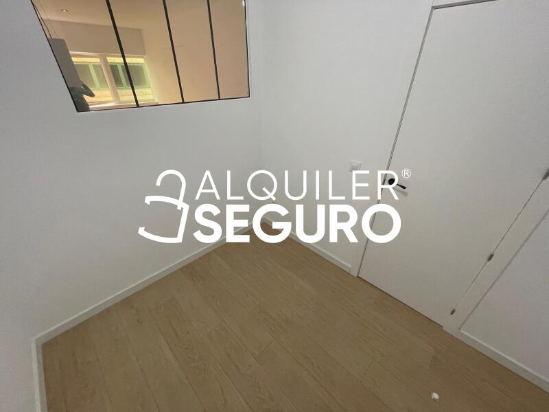 Inmueble en Avenida de Tenerife, MADRID