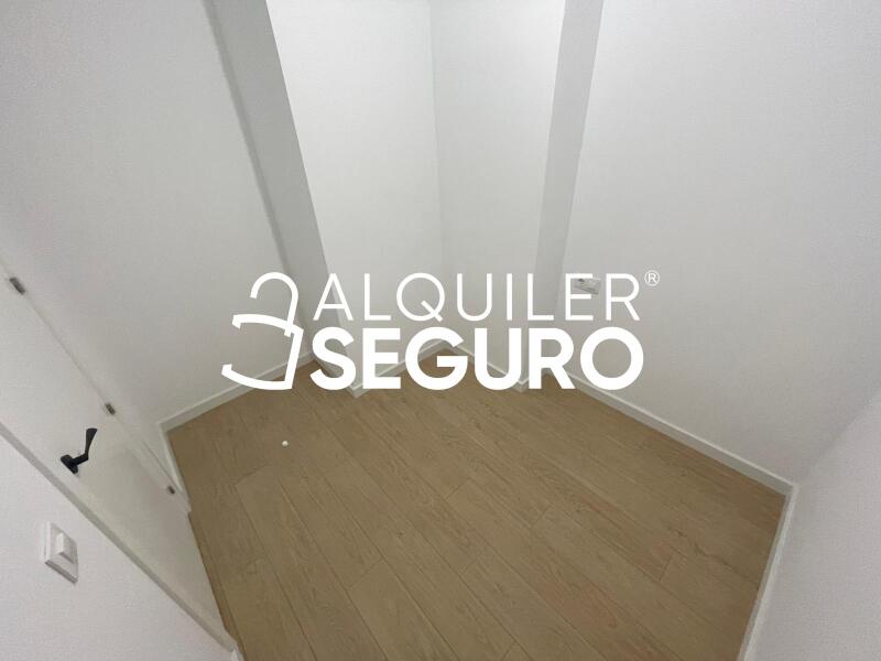 Inmueble en Avenida de Tenerife, MADRID