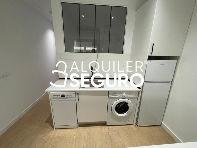 Inmueble en Avenida de Tenerife, MADRID